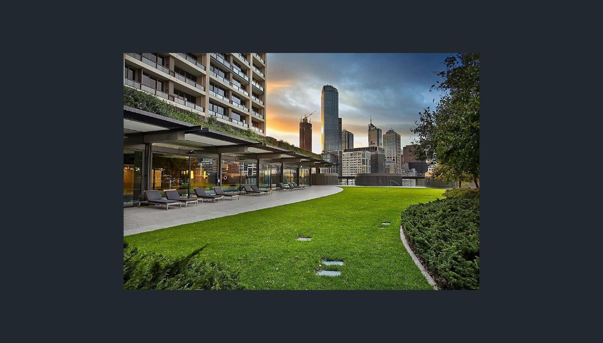 Luxury Designer Suite In Most Prestigious Location In מלבורן מראה חיצוני תמונה