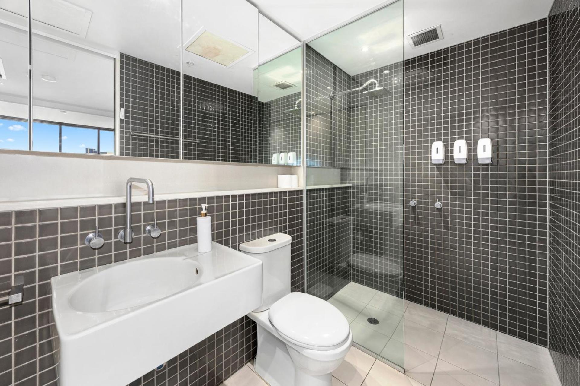 Luxury Designer Suite In Most Prestigious Location In מלבורן מראה חיצוני תמונה